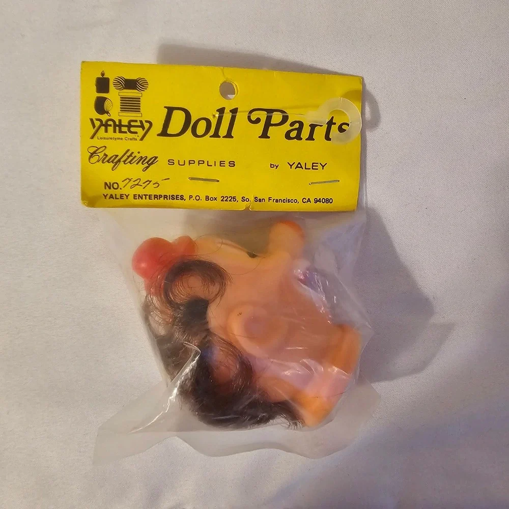 Yaley vintage clown